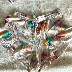 Spell floral ruffle shorts